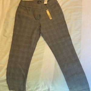 Curvy Skinny Ankle Length Plaid Pants